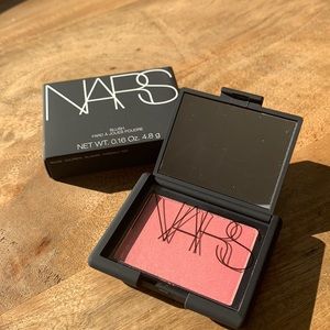 NARS blush- Orgasm